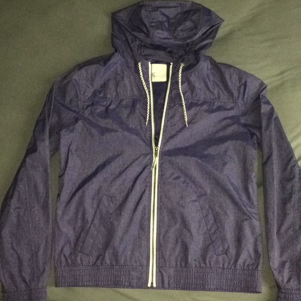 Zumiez windbreaker